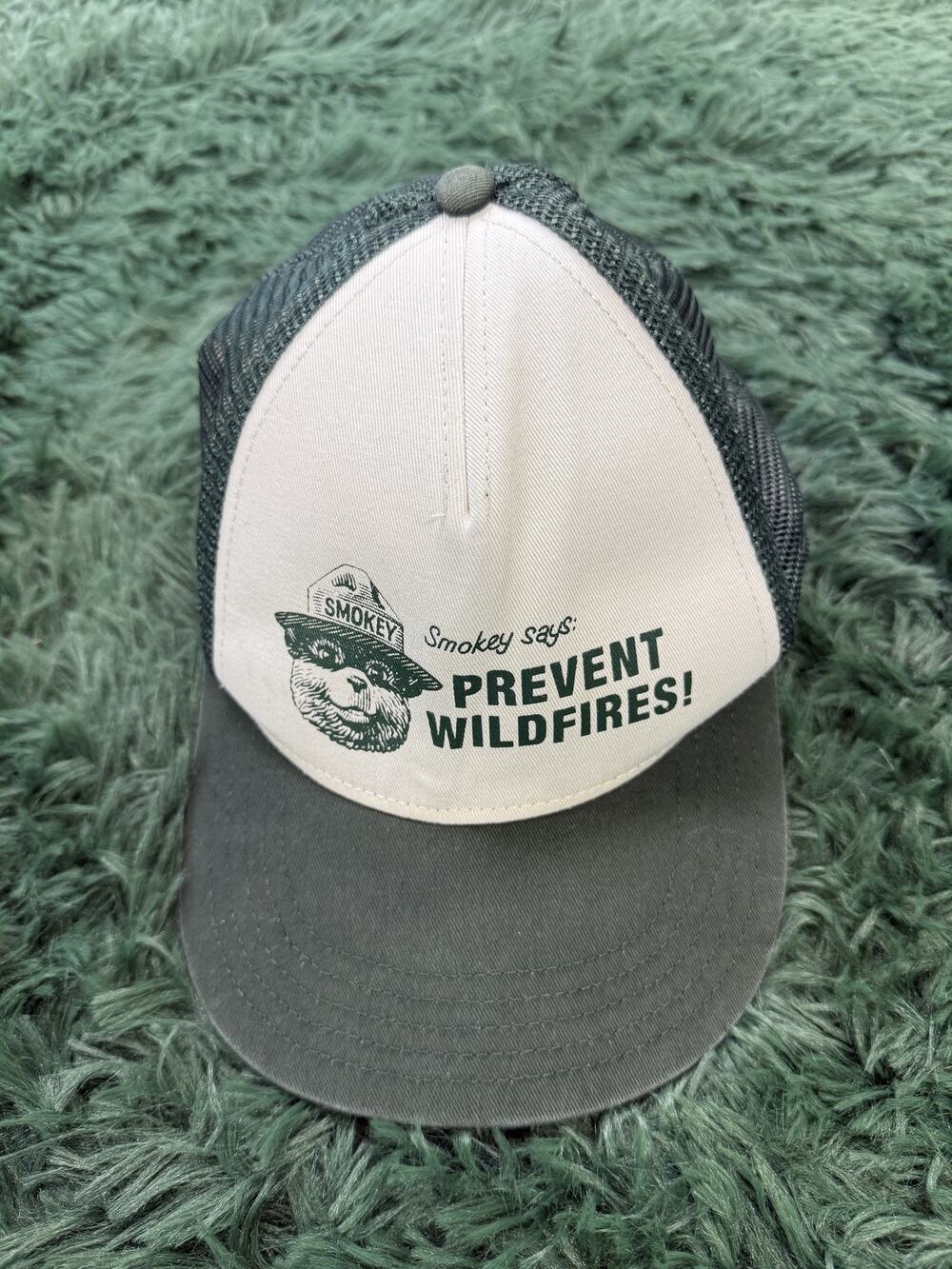 American Needle Smokey Bear Trucker Hat Adjustable Mesh Green Off-White Prevent